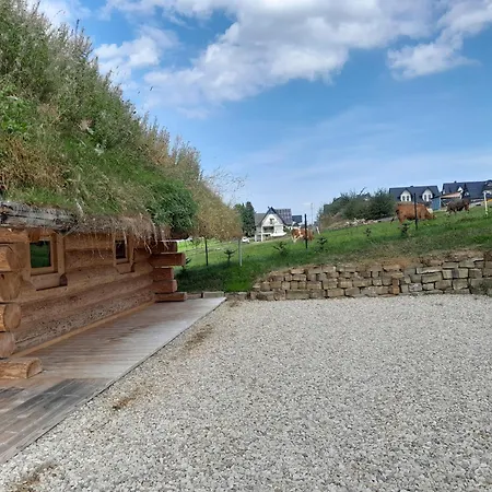 Szalas * בוסטריק